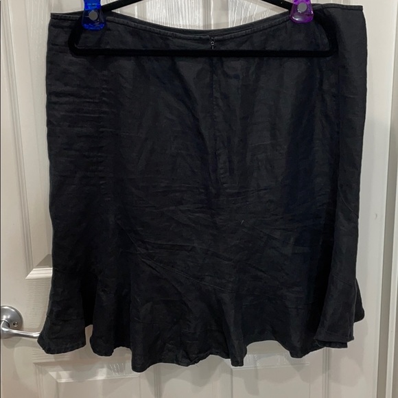 Old Navy Black Linen Midi skirt. Size 18 - Picture 2 of 6